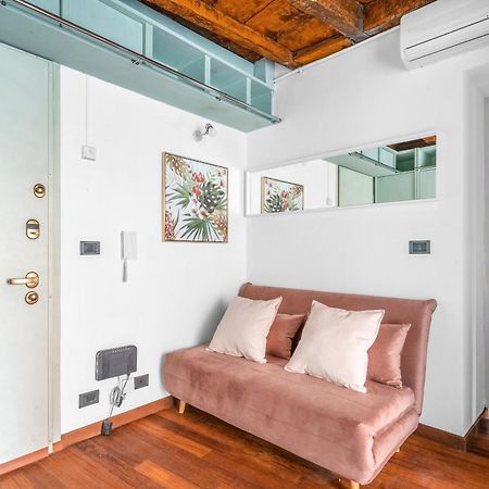 Mos29 - Luxurious Apartment - Near The Duomo Милан Экстерьер фото